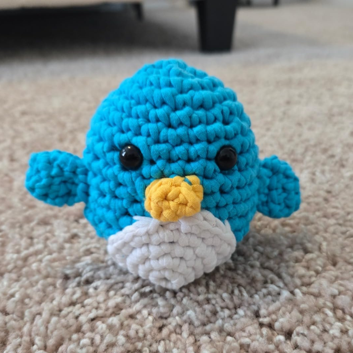 Set de început adorabil pentru croșetat: Pinguin pentru mici și mari creatori (8+ ani)
