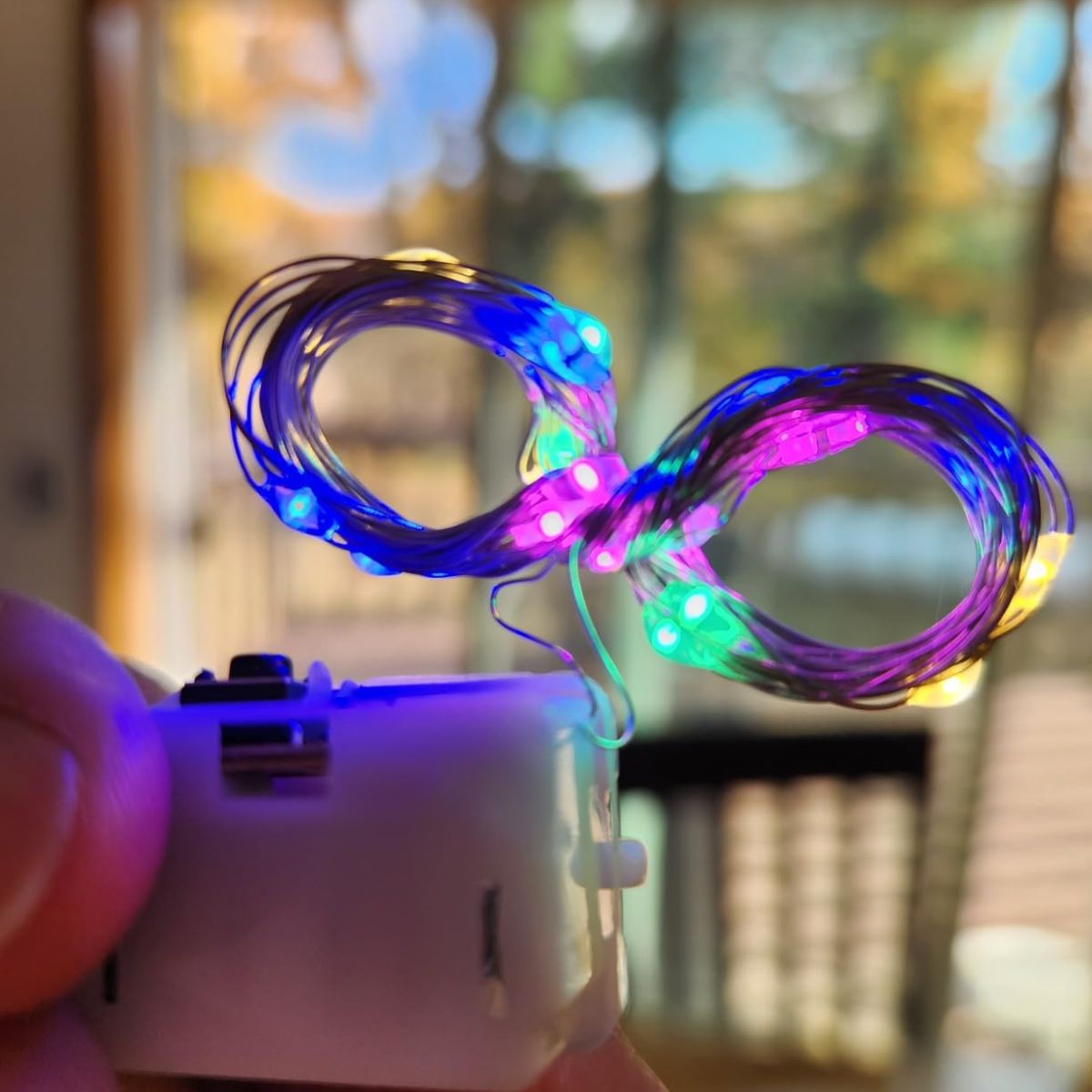 Set creativ cu lumini 3D din fire colorate (6+ ani)