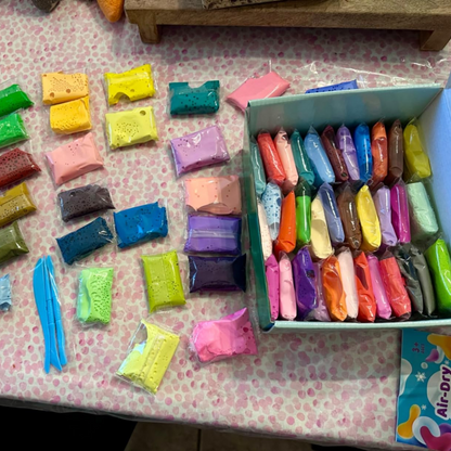 Set de 90 de culori de plastilină MAGICĂ pentru creație nelimitată (3+ ani, asemănătoare cu plastilina)