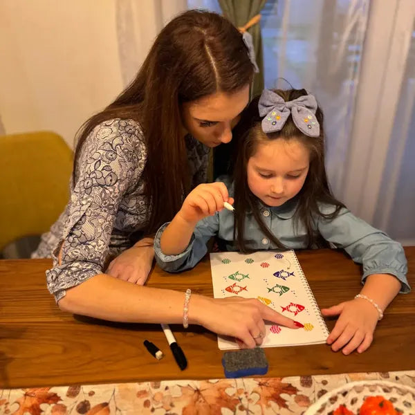 Curious Child: Caiet Montessori de culori și forme (5+ ani)