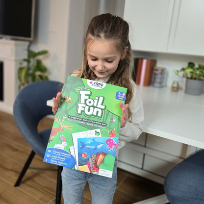 Foil Fun: Lumea animalelor | Set creativ fără mizerie (pentru copii 4–9 ani)