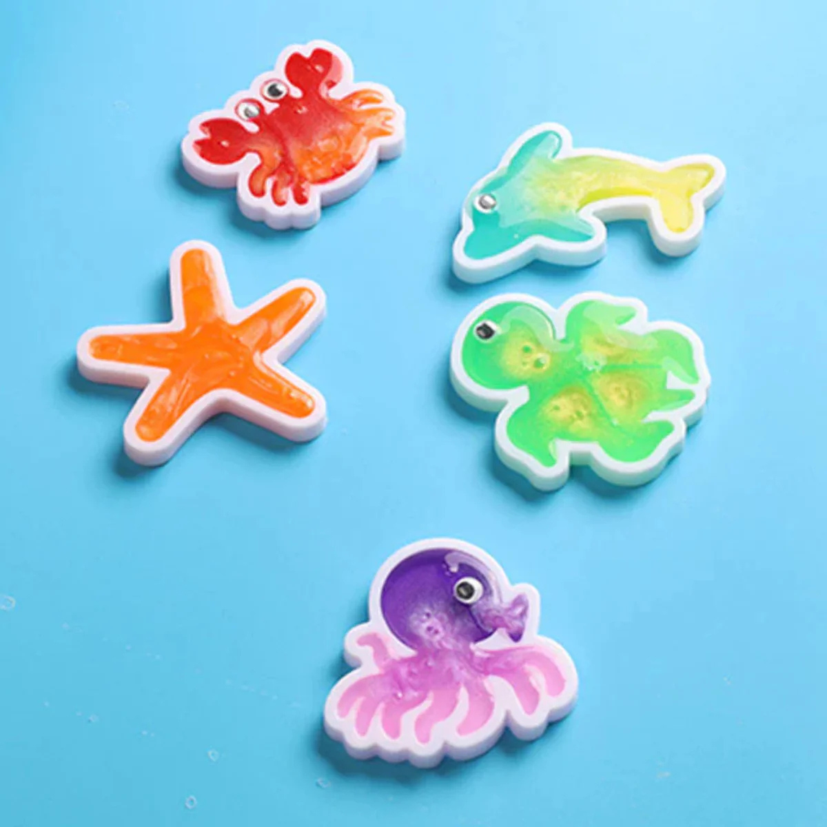 Magic Water Squishy Expansion Pack – 6 forme suplimentare (Animăluțe și forme noi, 3+ ani)