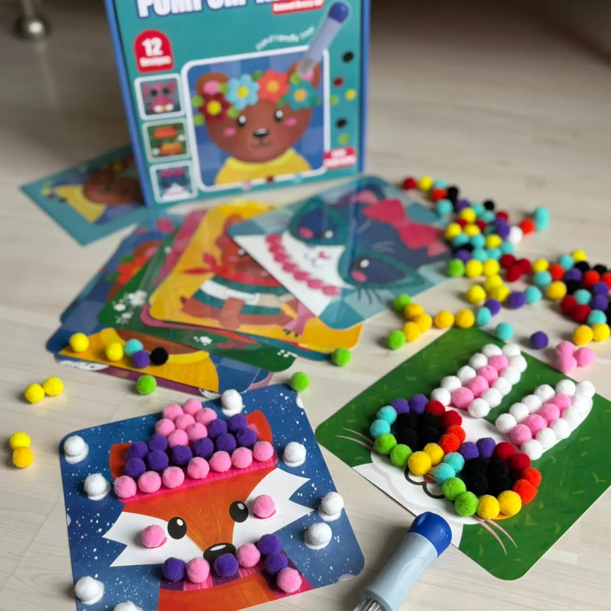 Pom Pom Kit – creează animăluțe 3D pufoase din pompoane moi, fără murdărie! (5+ ani)